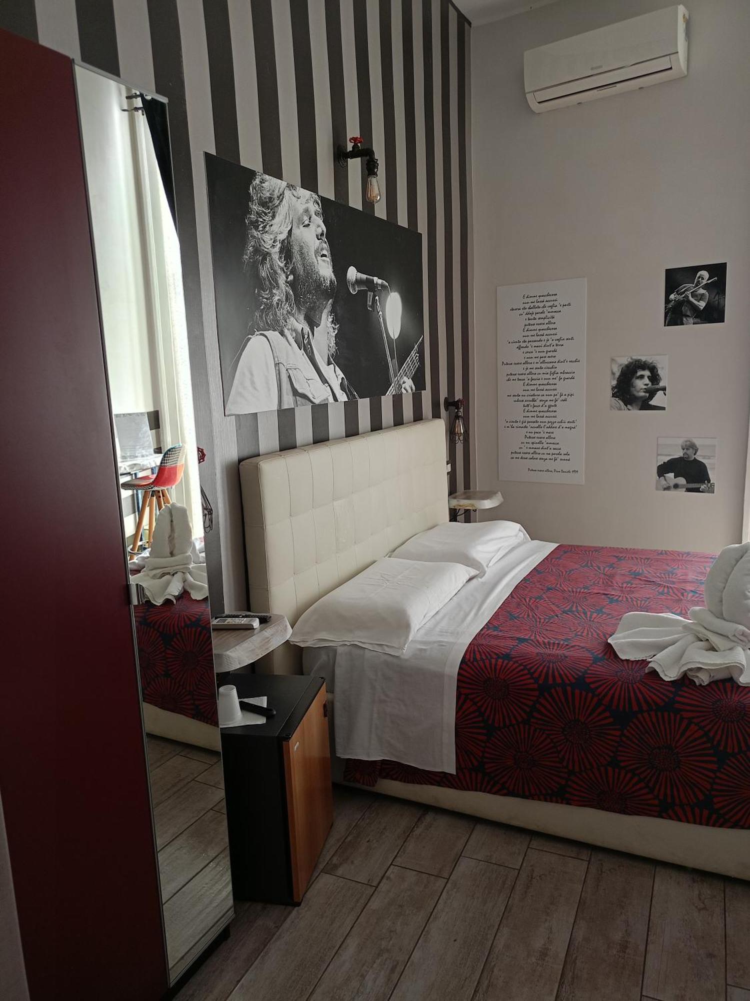 مبيت وإفطار نابولي Artisti Bed&Dreams المظهر الخارجي الصورة